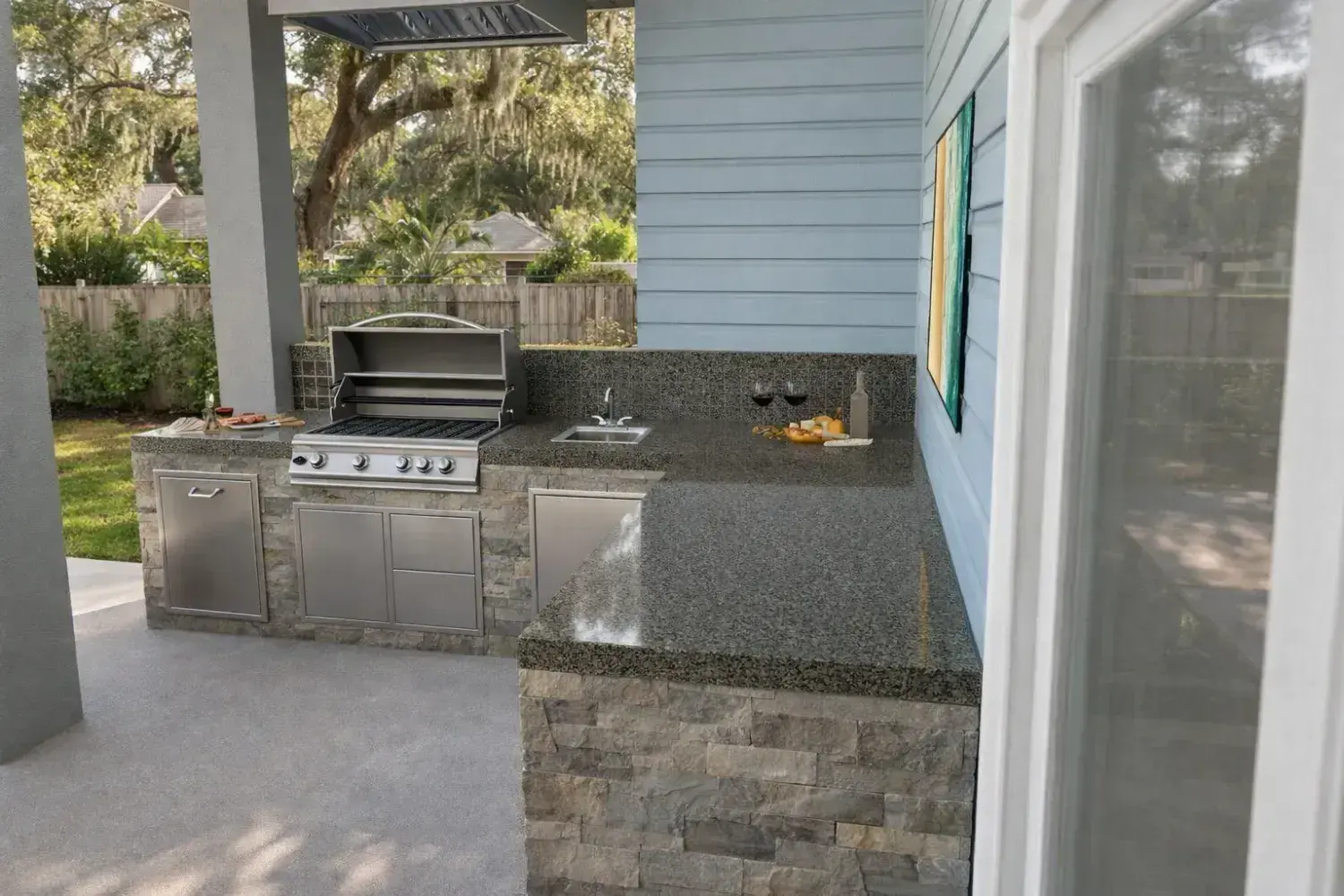 Outdoor kitchen and bar design by Serene Spaces Studio